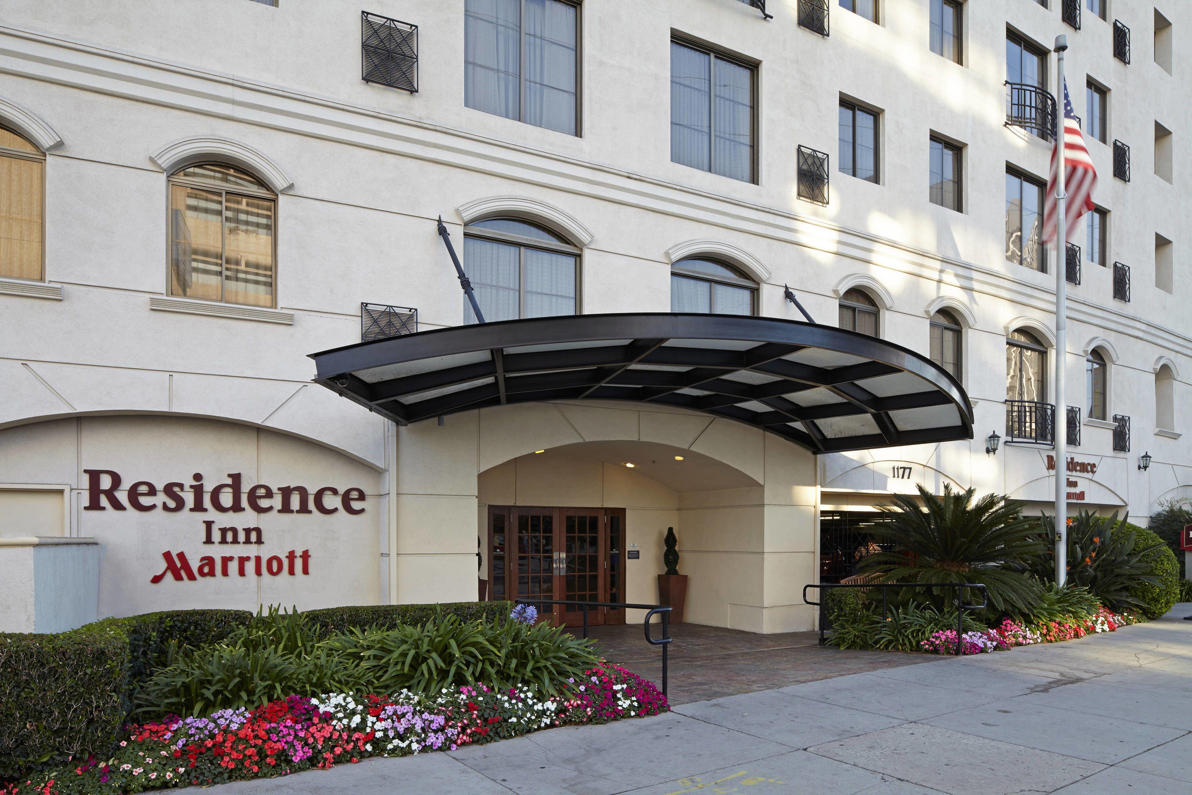 Burton House, Beverly Hills, A Tribute Portfolio Hotel — Photos 1